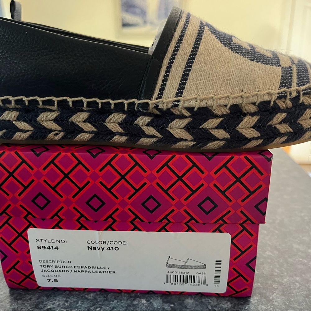 Tory Burch Black and Cream Logo Espadrille Flats - Picture 4 of 6